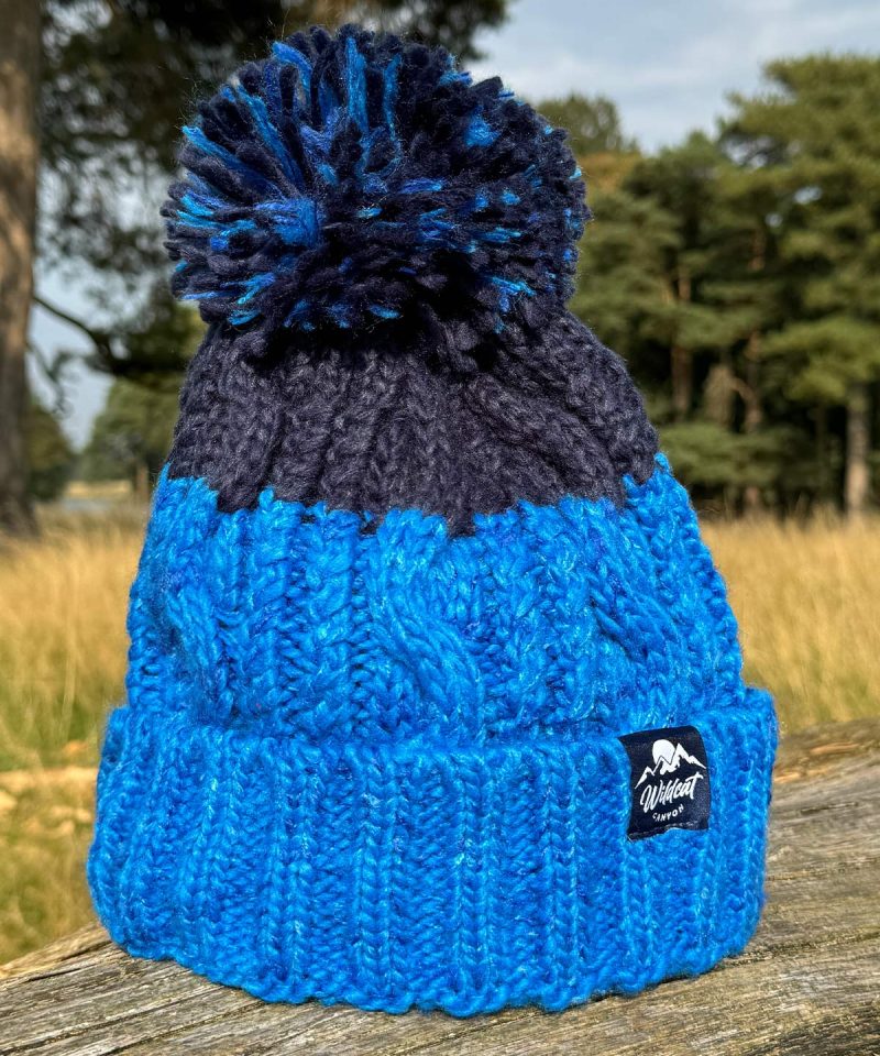 Alternative view of Snowseeker - Adults Bobble Hat (Blue & Navy)